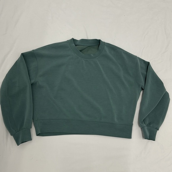 Lululemon Softstreme Perfectly Oversized Cropped Crew - Picture 2 of 7